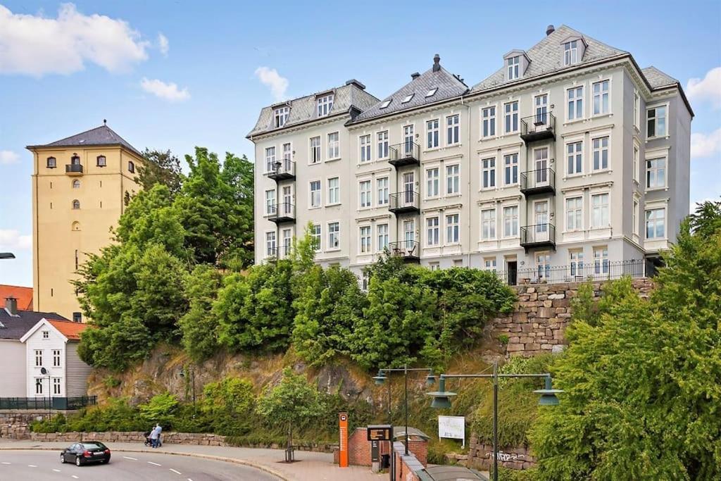 Apartamento Flott Leilighet Pa Nygardshoyden Bergen Exterior foto